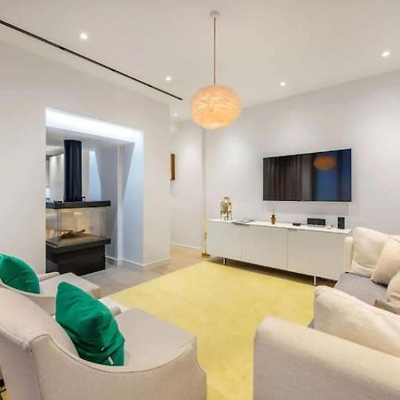 Posh 3 Bedroom Flat With Terrace And Indoor Fireplace In Mayfair, Near Hyde Park London Kültér fotó