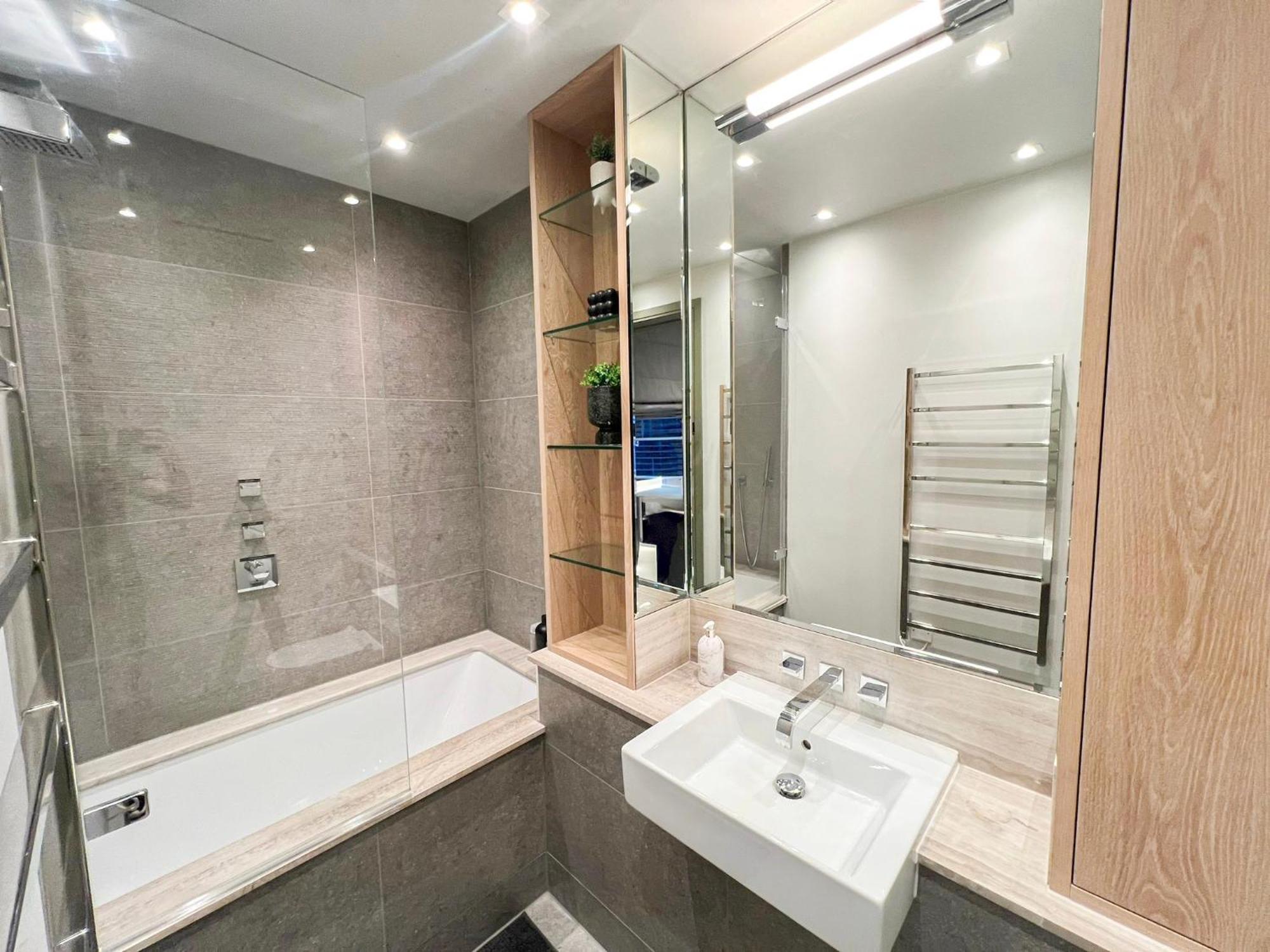 Posh 3 Bedroom Flat With Terrace And Indoor Fireplace In Mayfair, Near Hyde Park London Kültér fotó
