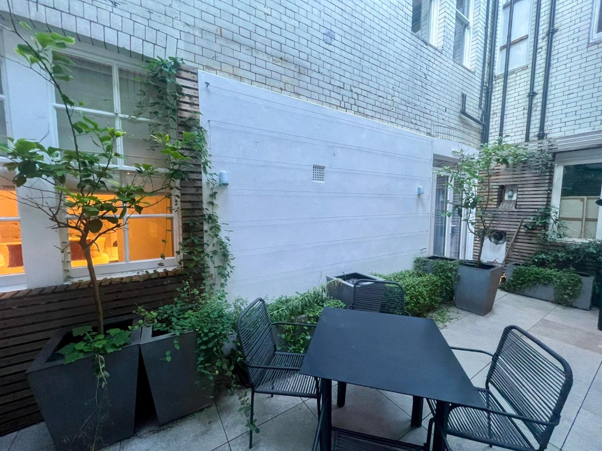 Posh 3 Bedroom Flat With Terrace And Indoor Fireplace In Mayfair, Near Hyde Park London Kültér fotó