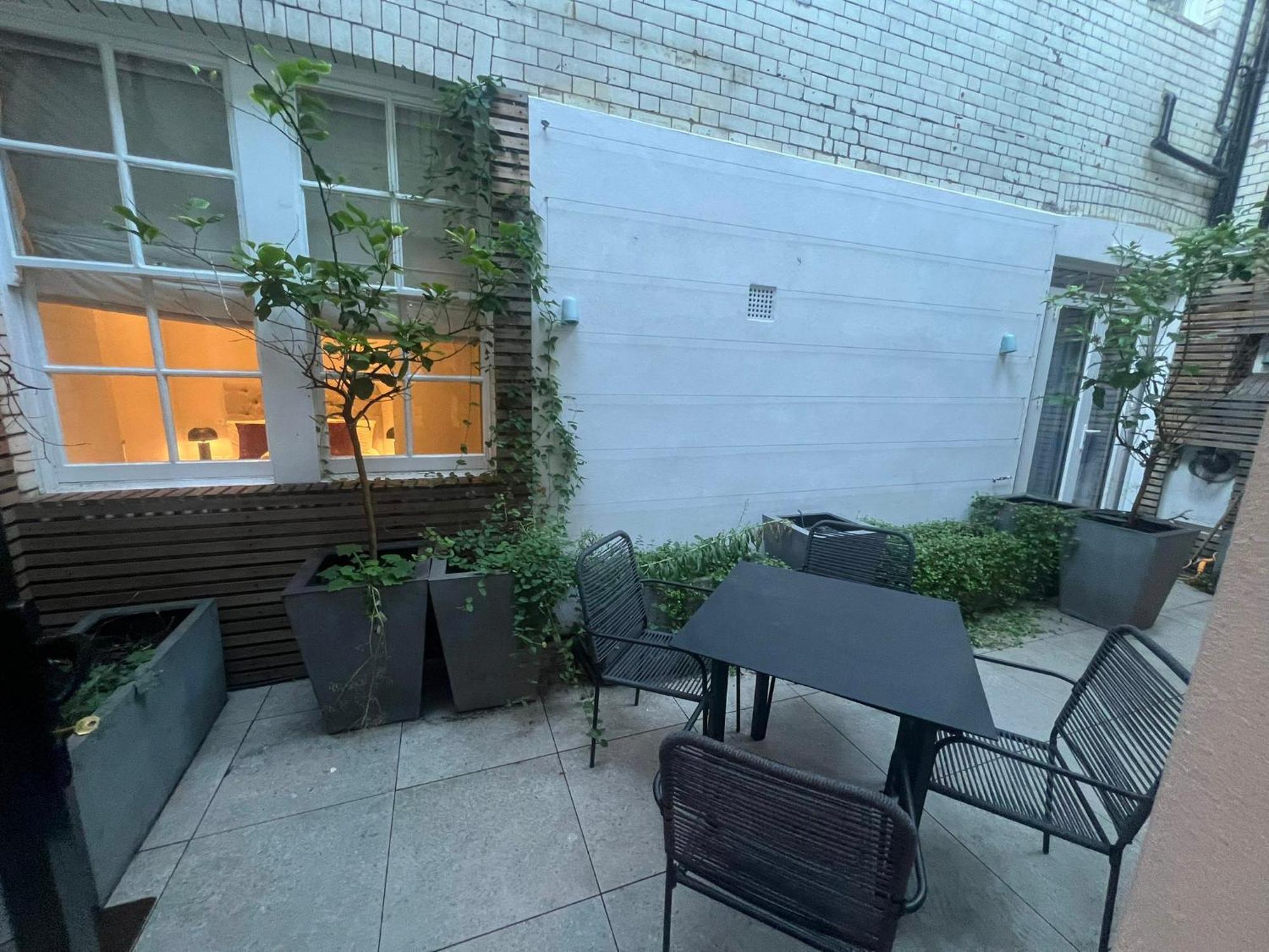 Posh 3 Bedroom Flat With Terrace And Indoor Fireplace In Mayfair, Near Hyde Park London Kültér fotó