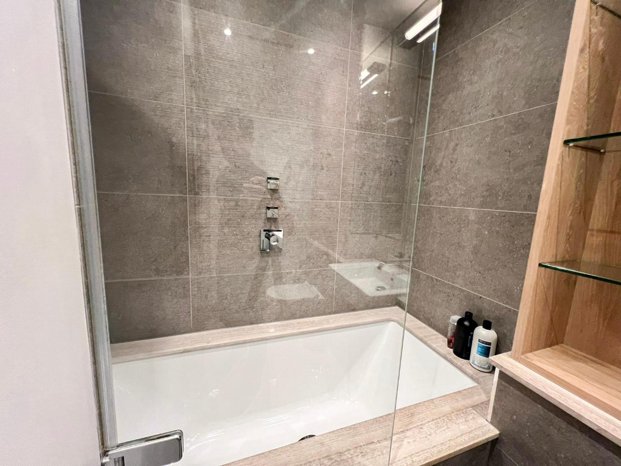 Posh 3 Bedroom Flat With Terrace And Indoor Fireplace In Mayfair, Near Hyde Park London Kültér fotó